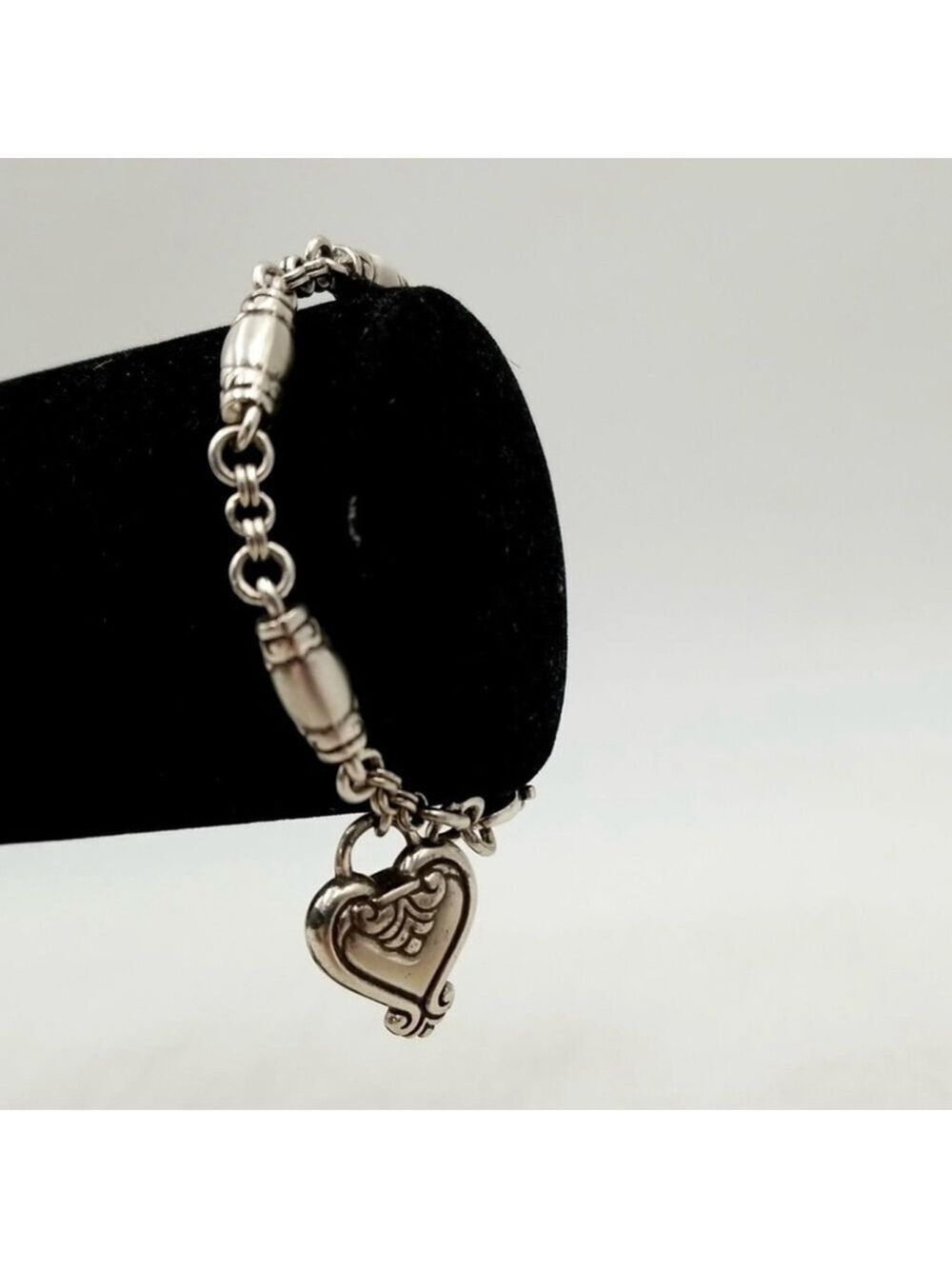 Brighton vintage retired Blair silver chain and heart pendant bracelet 2318